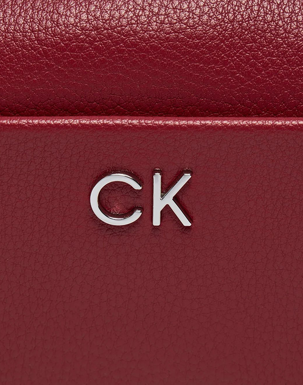 CALVIN KLEIN CK DAILY CAMERA BAG PEBBLE (Rozměry: 18 x 12 x 7.5 cm)