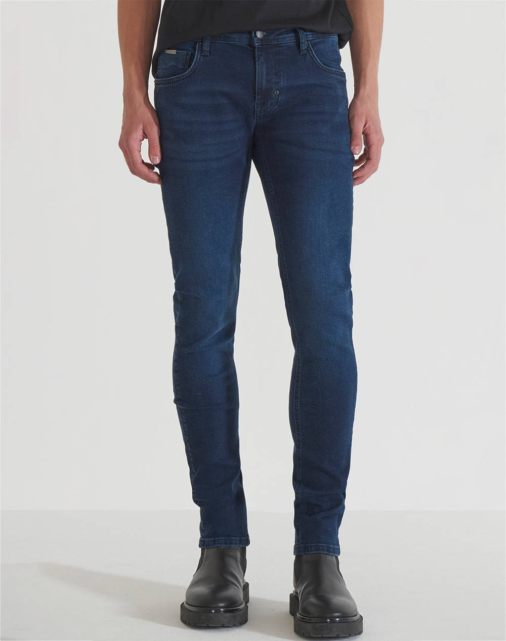 ANTONY MORATO MMDT00241FA750480W01865 MIN OF 12 JEANS OZZY TAPERED FIT IN ICONIC BASIC BLUE BLACK DENIM KALHOTY