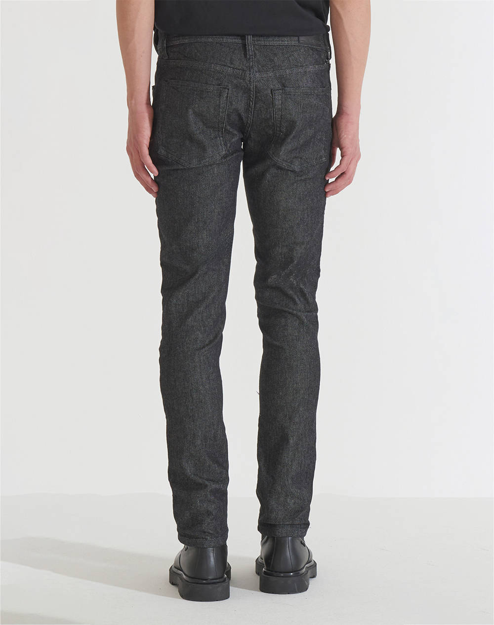 ANTONY MORATO MMDT00241FA750515W01861 MIN OF 12 JEANS OZZY TAPERED FIT IN CYBER RAW BLACK DENIM KALHOTY