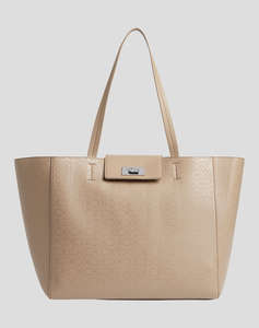 CALVIN KLEIN CK PUSH MEDIUM SHOPPER_EPI MN (Rozměry: 32.5 x 29 x 20 cm)