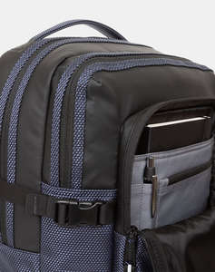 EASTPAK Tecum L (Rozměry: 48 x 33.5 x 21 cm)