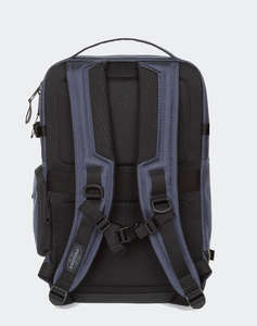 EASTPAK Tecum M CNNCT TAŠKA (Rozměry: 47.5x33.5x18.5 cm.)