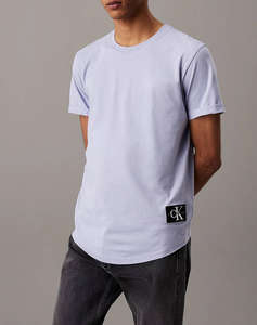 CALVIN KLEIN BADGE ROUND HEM TEE